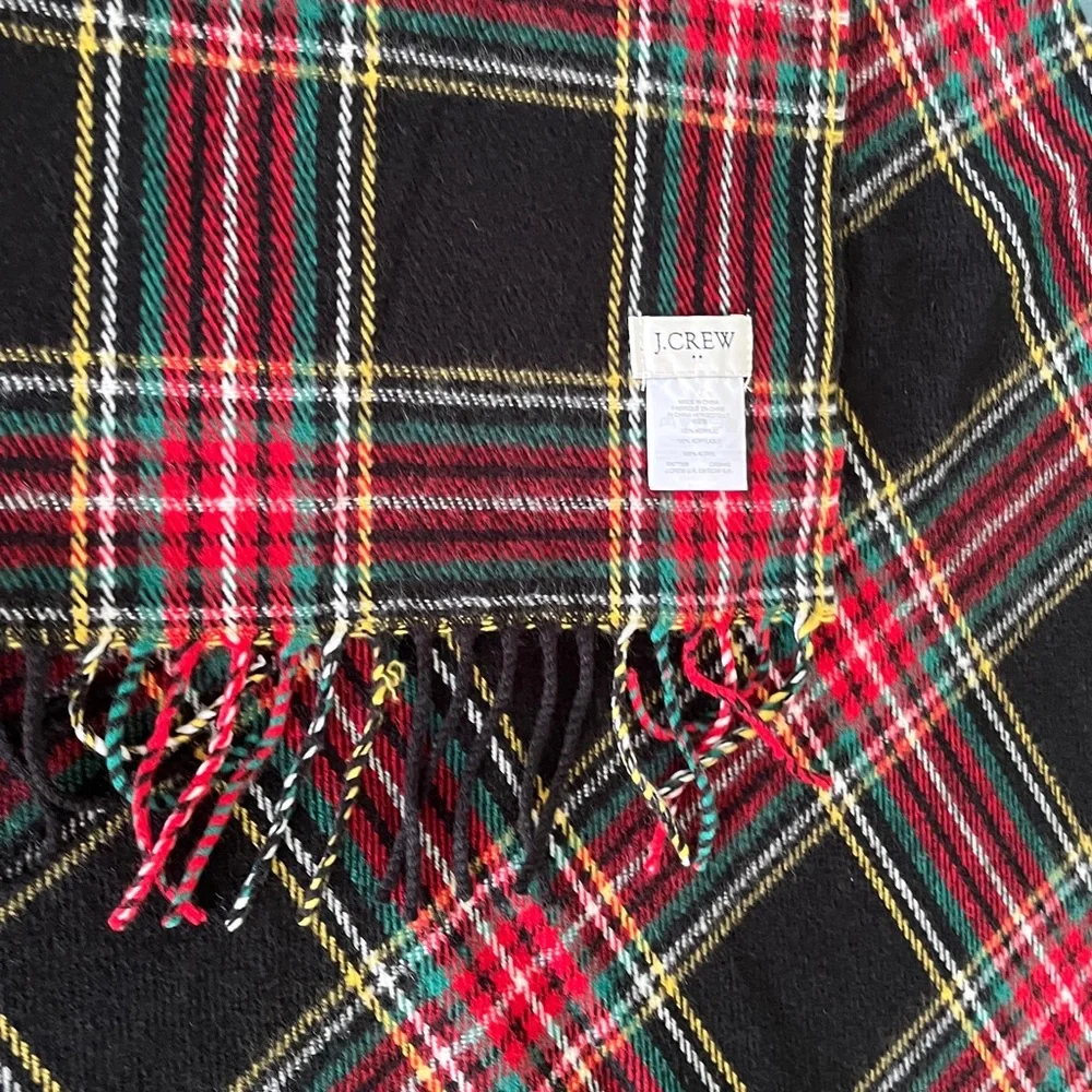 Plaid Shawl Wrap - Black and Red